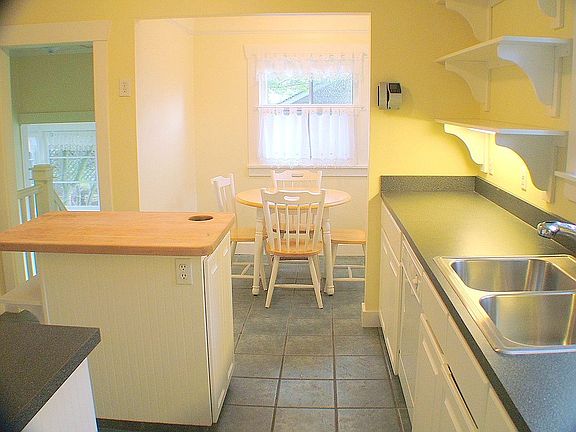 Bright Sunny Kitchen