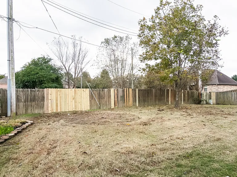 8679 Old Post Rd — Photo 15