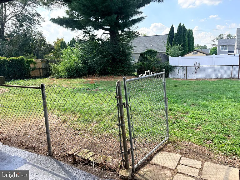 24 Forman Dr — Photo 27