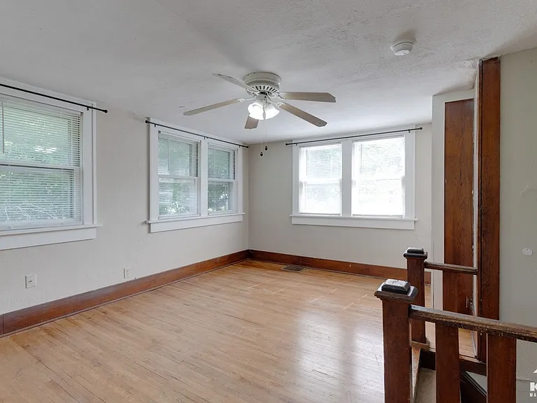 3702 E Central Ave — Photo 13