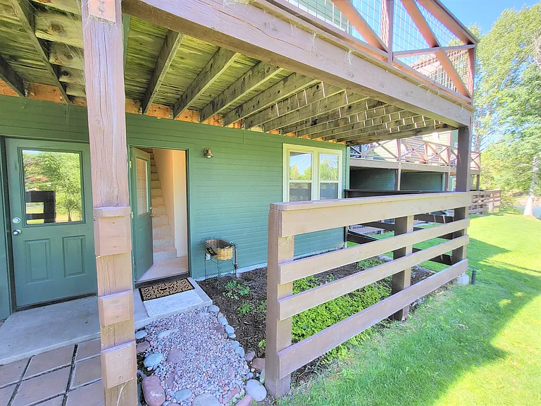 202 Lakeside Ct #202 — Photo 9