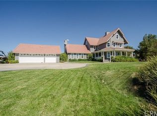 35690 Monte De Oro Rd, Temecula, CA 92592