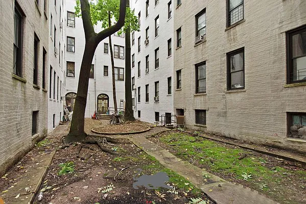 Rented by Keller Williams NYC | media 16