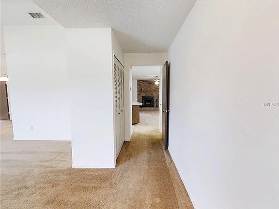 4th image of 1568 Urbana Ave