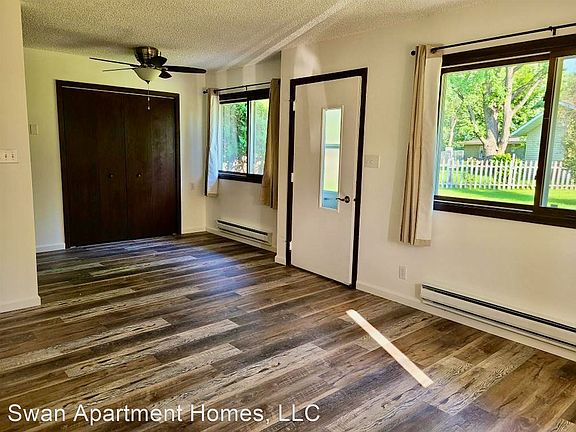 4th image of 1918 3rd Ave NE #2