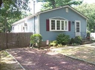 250 Tyler Ave, Miller Place, NY 11764