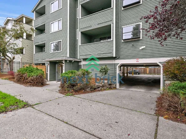8816 Nesbit Ave N APT 10, Seattle, WA 98103