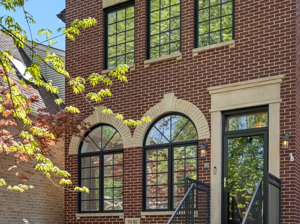 2131 W Dickens Ave, Chicago, IL 60647
