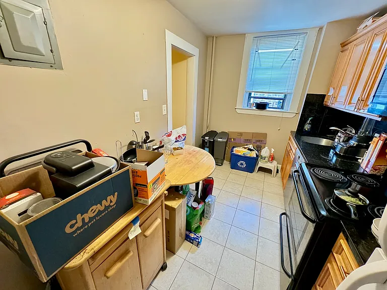 11 Gorham St #5A — Photo 2