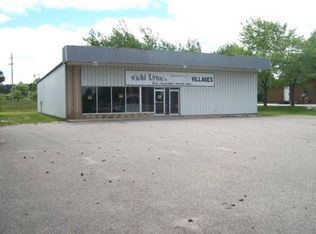 7463 W Houghton Lake Dr, Houghton Lake, MI 48629