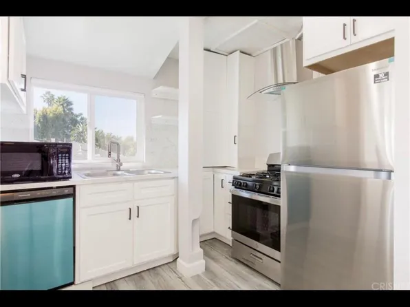 8525 Cadillac Ave #1/2, Los Angeles, CA 90034