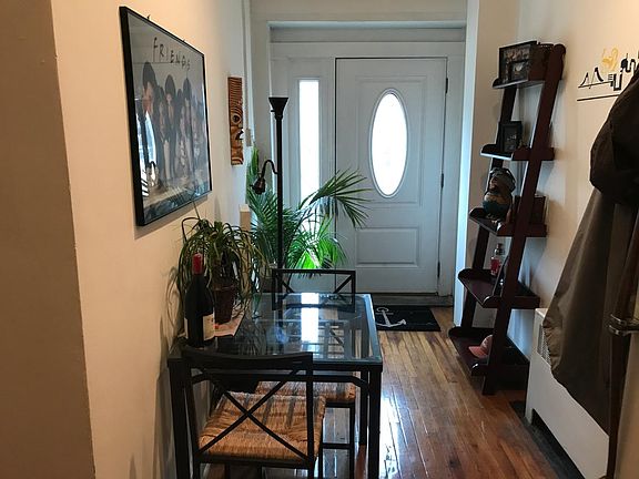 4th image of 4649 Umbria St APT 1