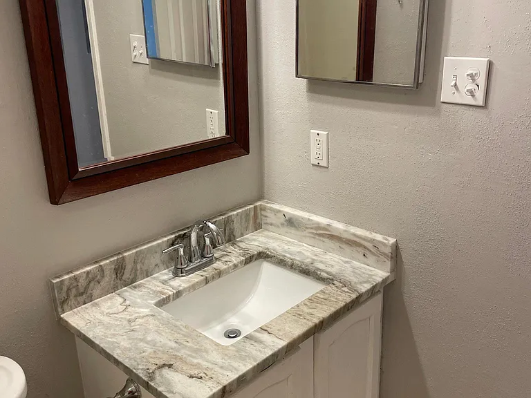 2900 Manhattan Blvd #104 — Photo 3