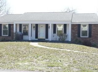 213 Wessex Hills Dr, Coraopolis, PA