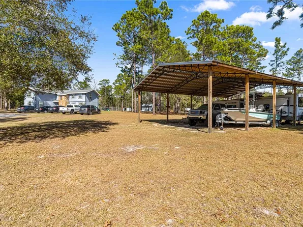 160 Piper Dr, Hawthorne, FL 32640