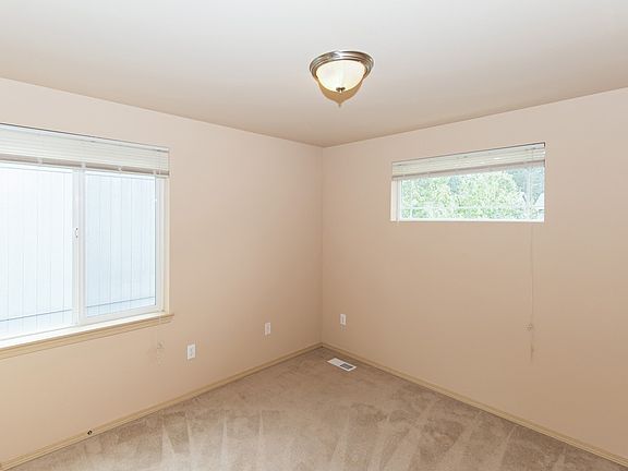 5th image of 3511 185th Street Ct E