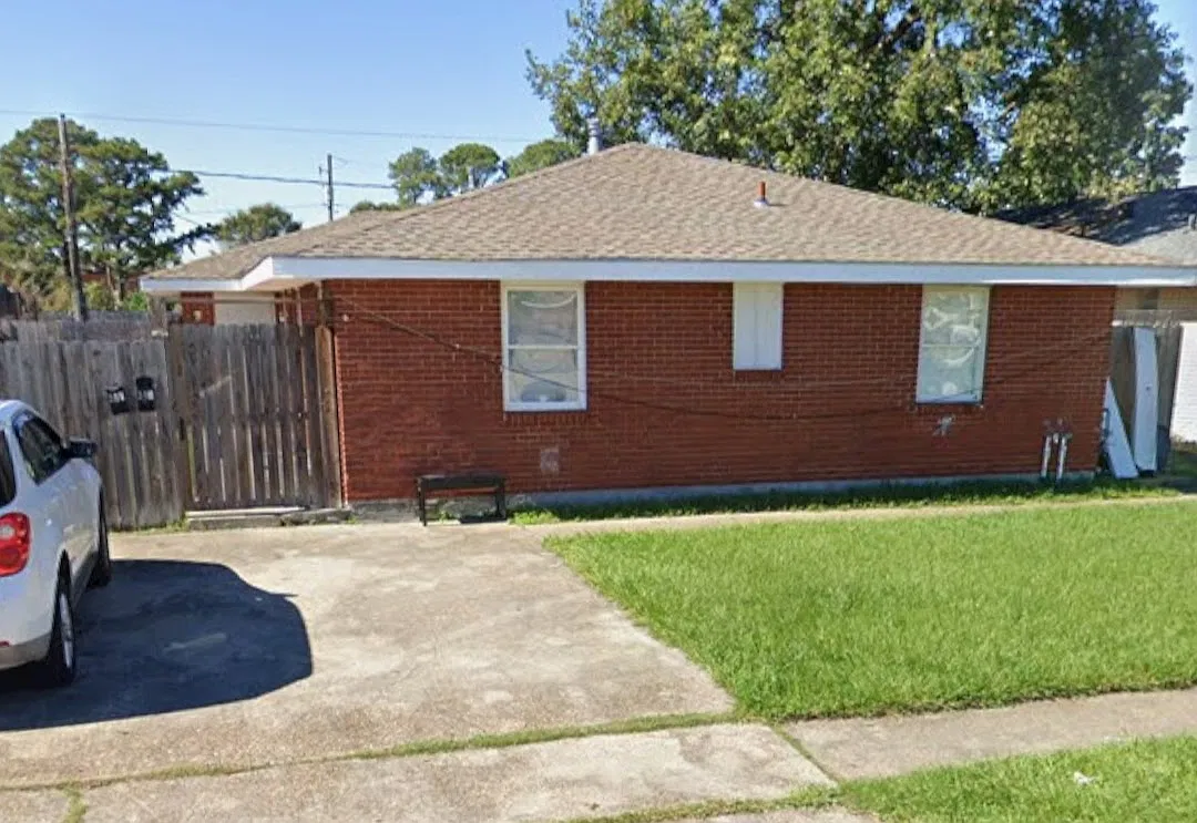 3 bed, $1,400 — Photo 1