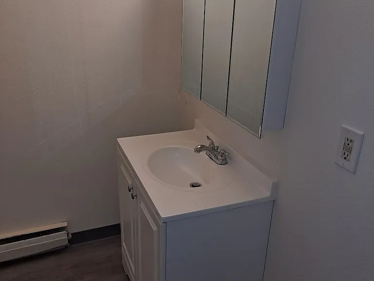 645 Voiles Pl — Photo 5