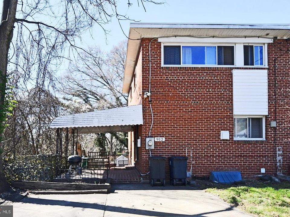 1st image of 912 Irvington St