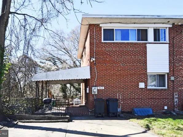 912 Irvington St, Oxon Hill, MD 20745