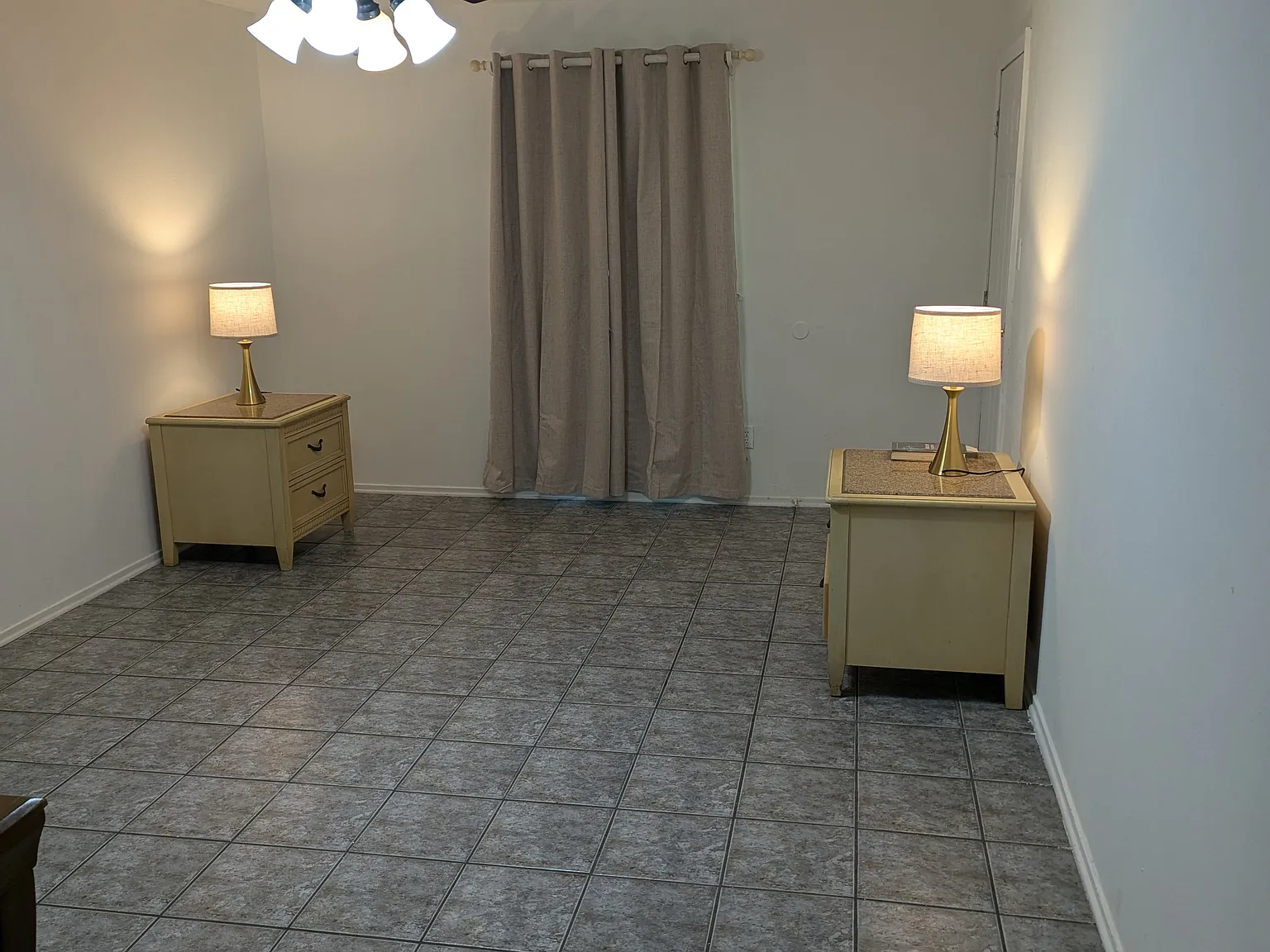 1 bed, 618 sqft, $1,100 — Photo 3