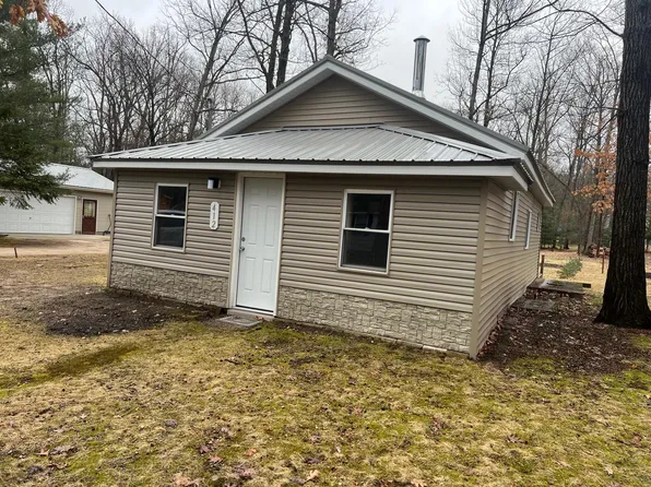 412 Kenwood Ave, Roscommon, MI 48653