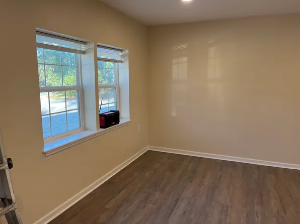 200 NE Allen St #200, Pinetta, FL 32350