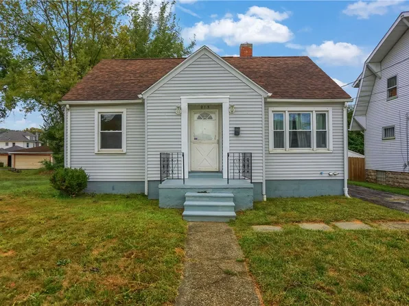 215 E Sheridan Ave, New Castle, PA 16105