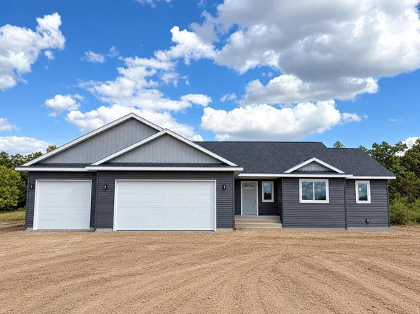 4825 Chainview Dr NW, Alexandria, MN 56308