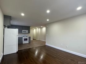 145 Main St, Metuchen, NJ