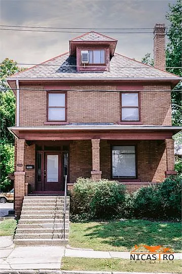 2064 Indianola Ave — Photo 16