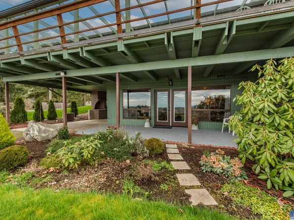 1301 S 3rd Ave, Sequim, WA 98382