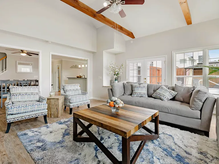 1338 Beaufort Dr — Photo 12