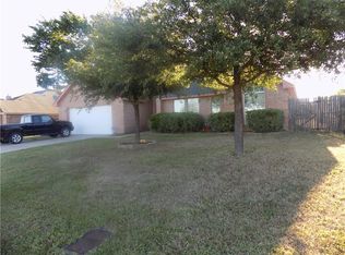 5611 Burleson St, Forest Hill, TX 76119