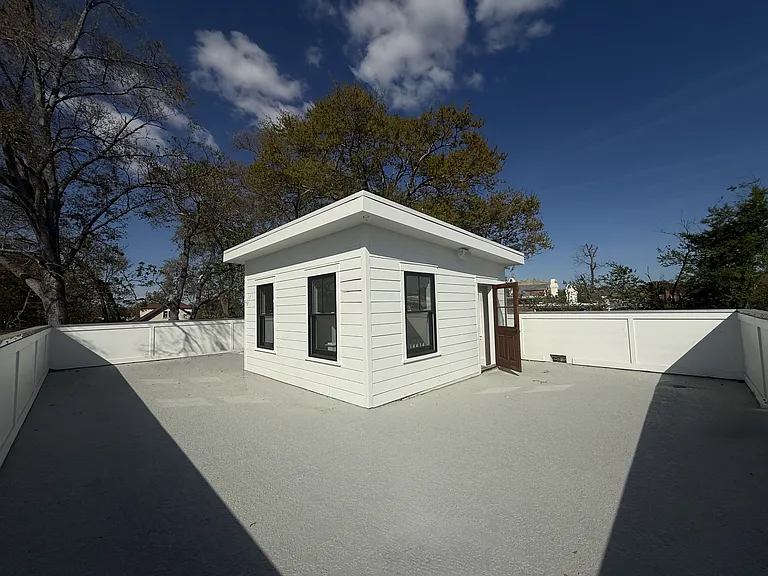 810 Jefferson St #B — Photo 14