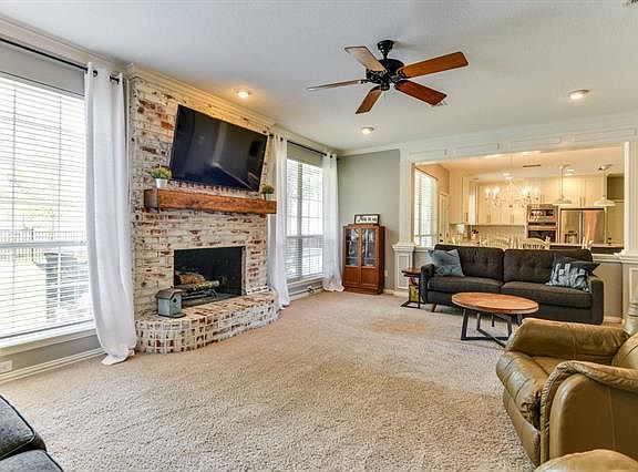 2nd image of 1004 Saint Andrews Dr