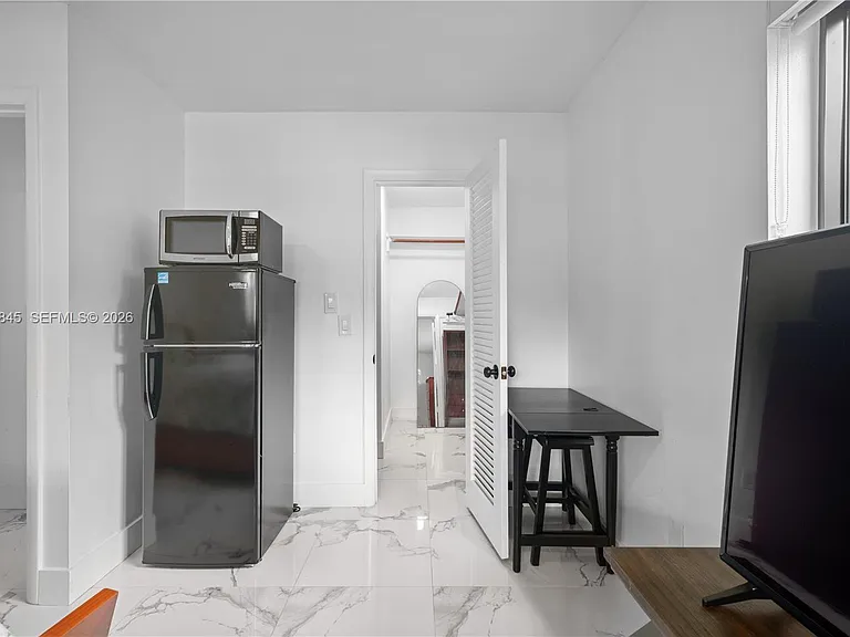 4241 NW 9th Ct #EFFICIENCY — Photo 14