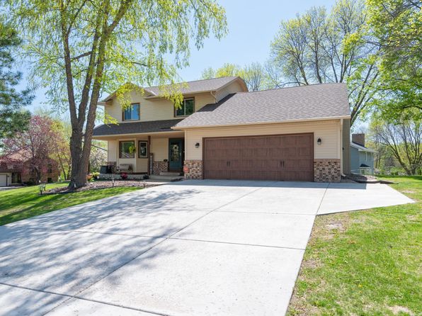 12805 56th Ave N, Plymouth, MN 55442