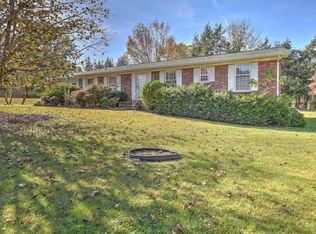 2705 Granbrook Dr, Johnson City, TN 37601