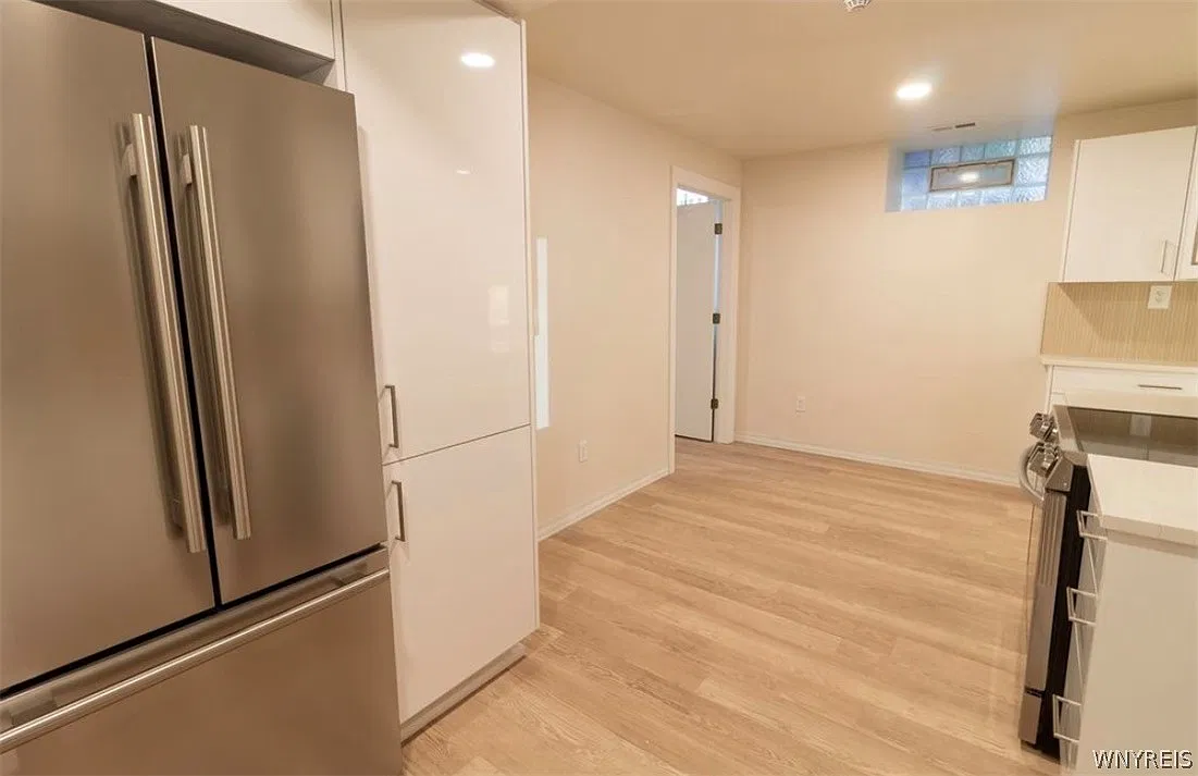 2 bed, 2.0 bath, 1077 sqft, $2,380 — Photo 3