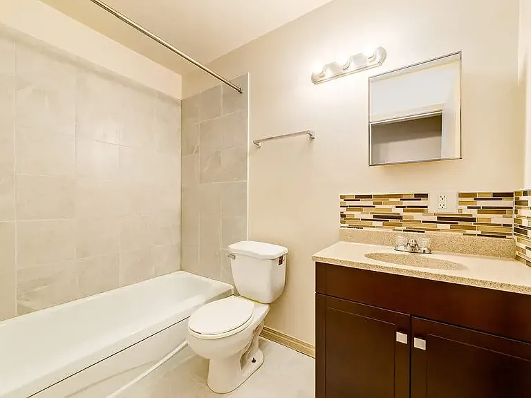 10715 112th St NW — Photo 30