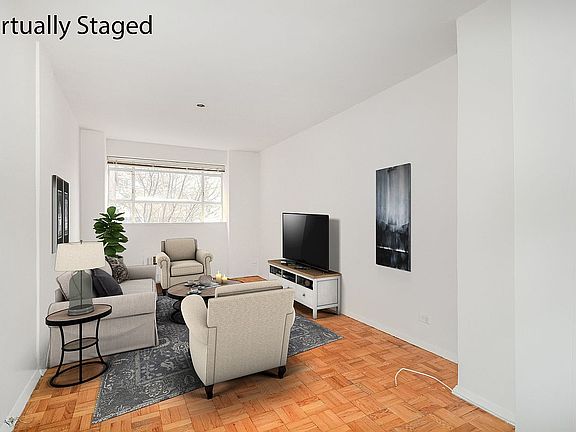 4th image of 2727 Palisade Ave APT 3M