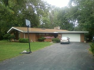 81 Graymoor Ln, Olympia Fields, IL 60461