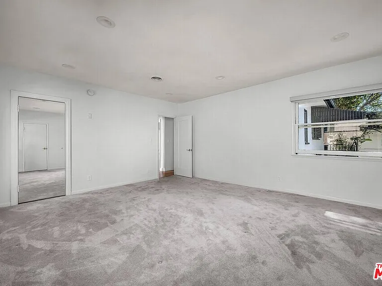 157 S Elm Dr — Photo 14