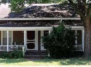 215 E Fannin St, Leonard, TX 75452