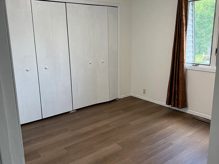 309-311 W Morgan Ave — Photo 7