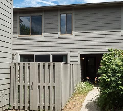 3rd image of 780 Watersedge Dr