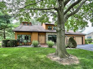 96 Garden Ln, Mount Joy, PA 17552