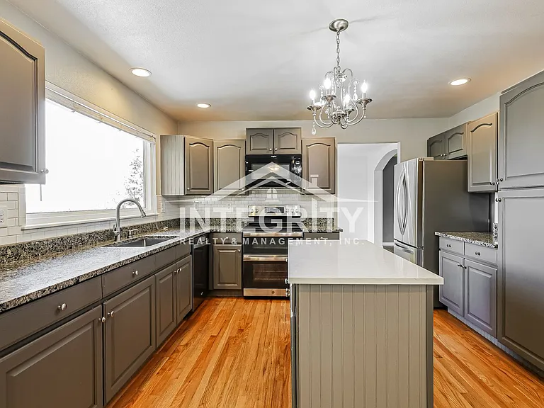 11536 Briarwood Ln — Photo 9