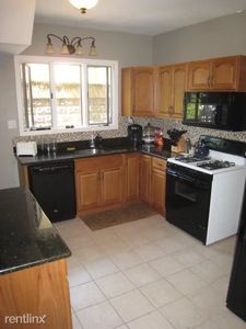 88 Orchard St, Somerville, MA, 02144